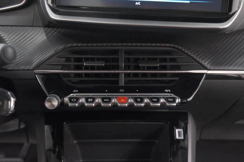 Peugeot 208 1.2 hybrid 110 e-dcs6 style | parkeersensoren | apple carplay |