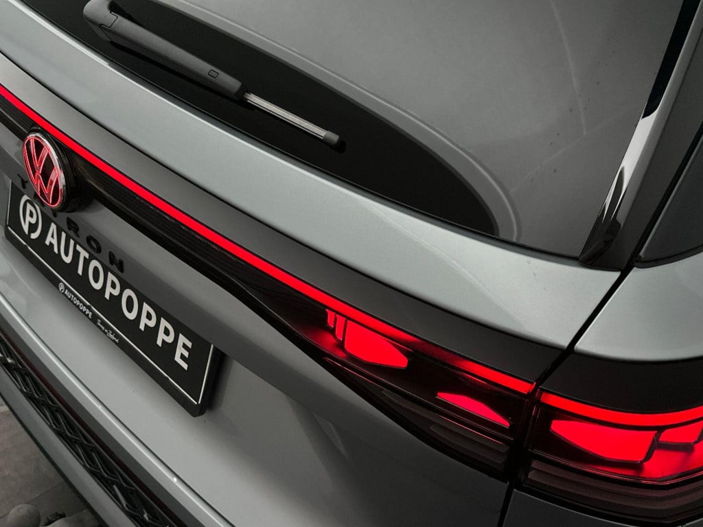 Volkswagen Tayron r-line-edition 1.5 ehybrid 200 kw / 272 pk suv 6 v