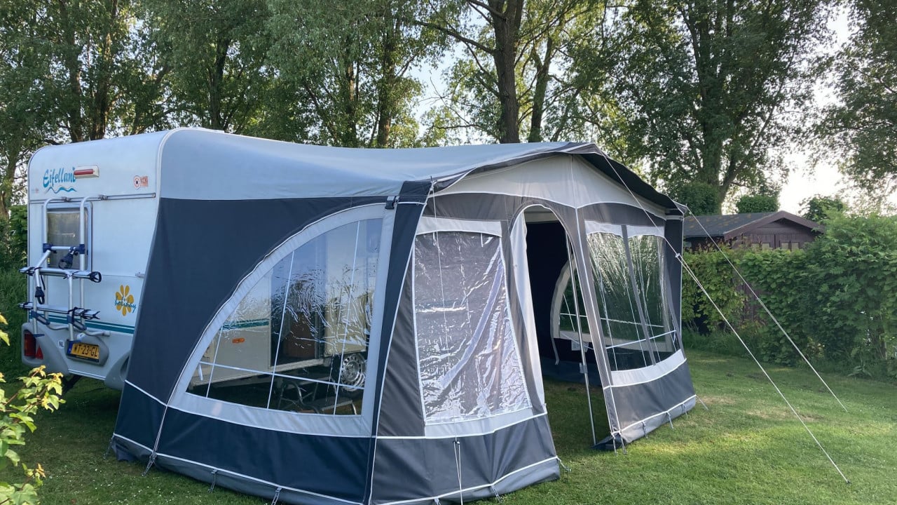 Eifelland Holiday 5303 (Knaus) lichtgewicht caravan