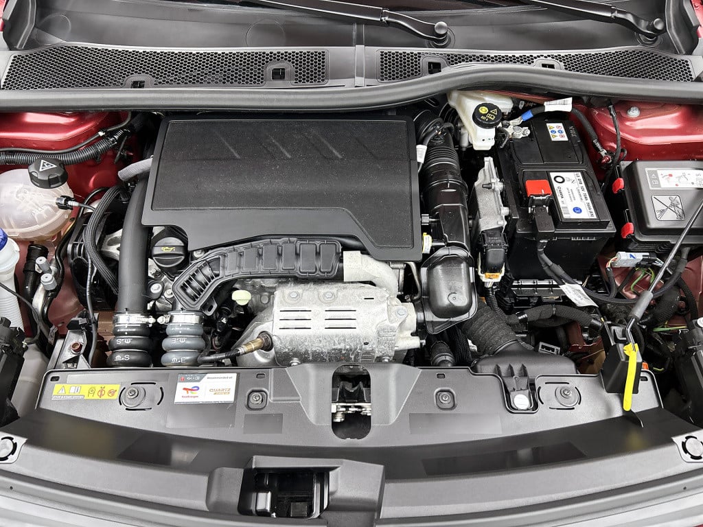 Peugeot 2008 100 pk allure | rijklaar |