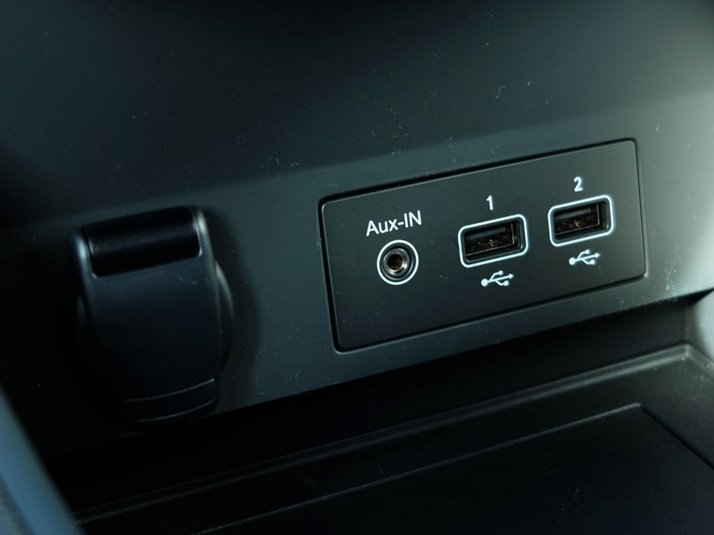 Renault Captur tce 130 zen automaat | navi full map | trekhaak 1500kg | cli
