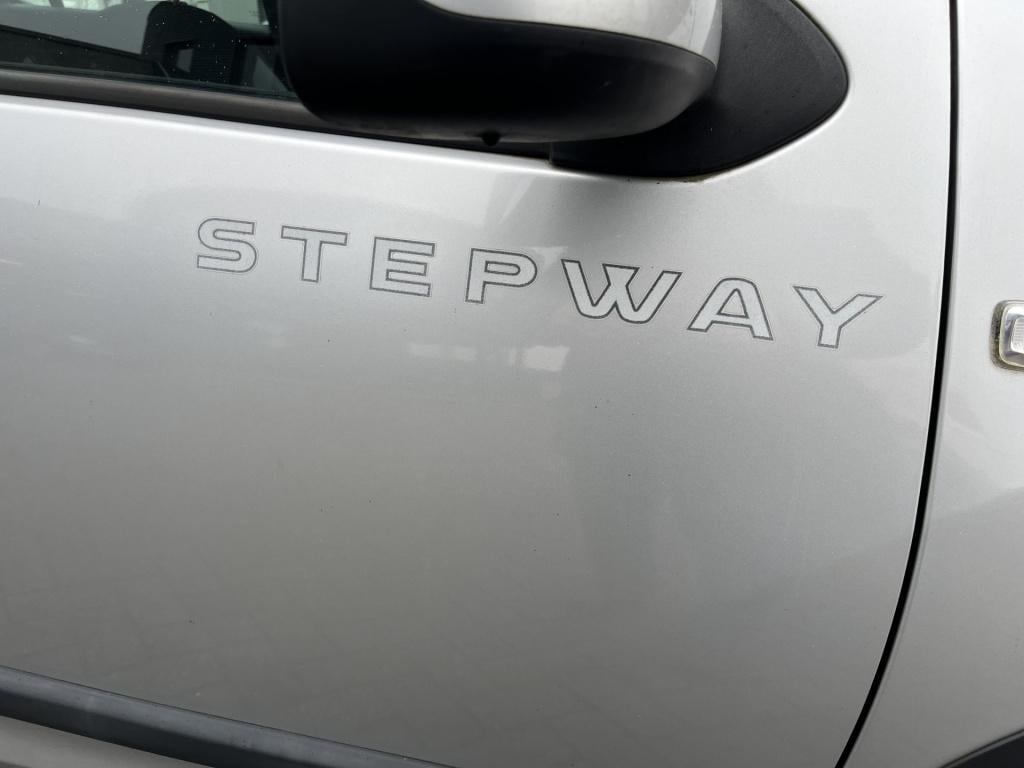 Dacia Sandero Stepway 0.9 tce lauréate 40 dkm