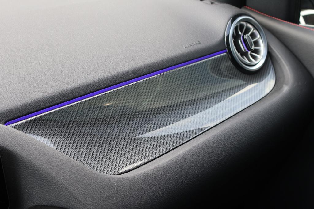 Mercedes-Benz B-Klasse 250 e amg line l panoramadak l 360 camera i head-up 