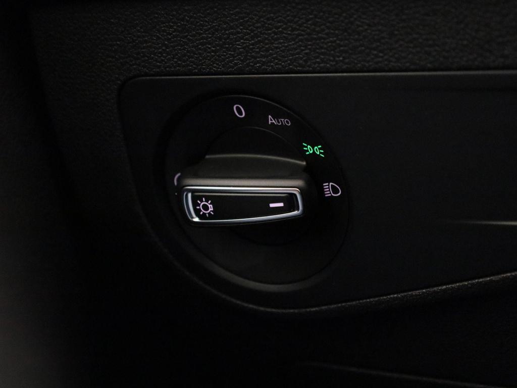 Volkswagen Tiguan 1.5 tsi life | automaat | lmv | climate control | camera 
