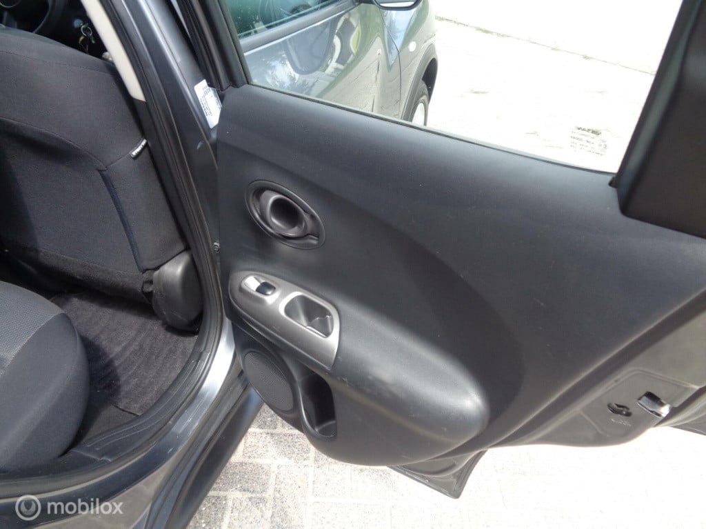 Nissan Juke 1.6 juke/airco/lm velgen/hoge zit/1st eig/trekhaak