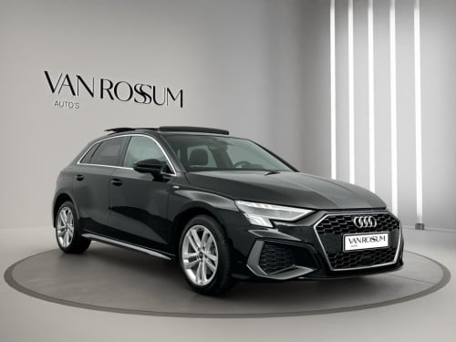 Audi A3 sportback 40 tfsi e s-line pano matrix camera acc lane