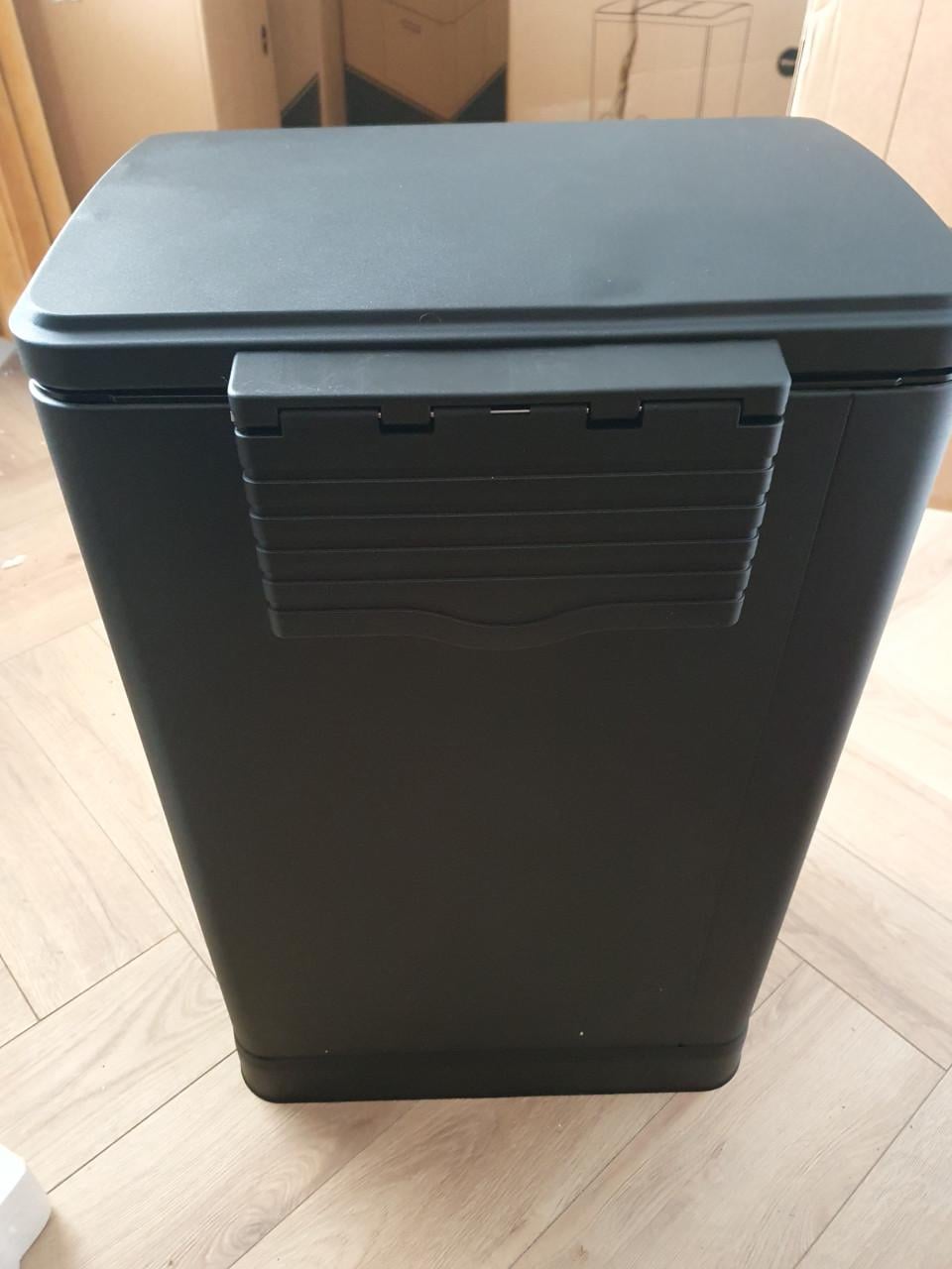 Bayt Prullenbak 50L Pedaalemmer Zwart | Nieuw | Klein deukje