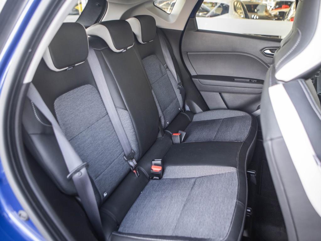 Renault Captur e-tech hybrid 145pk intens automaat