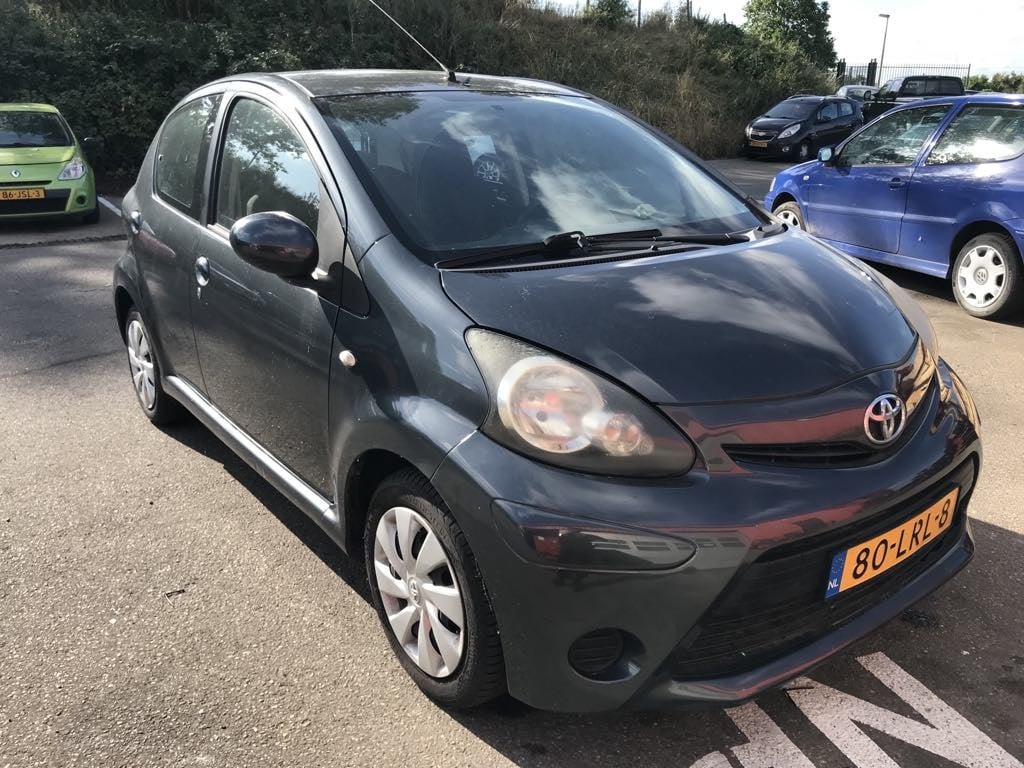 Toyota Aygo 1.0-12v comfort