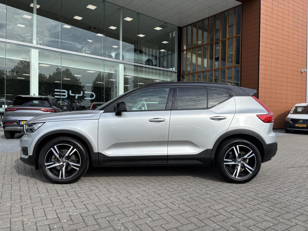 Volvo XC40 2.0 t4 r-design