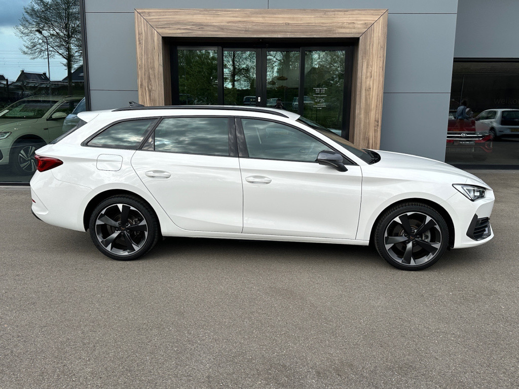 Cupra Leon Sportstourer 1.4 e-hybrid | led | 18 inch | extra getint glas | 