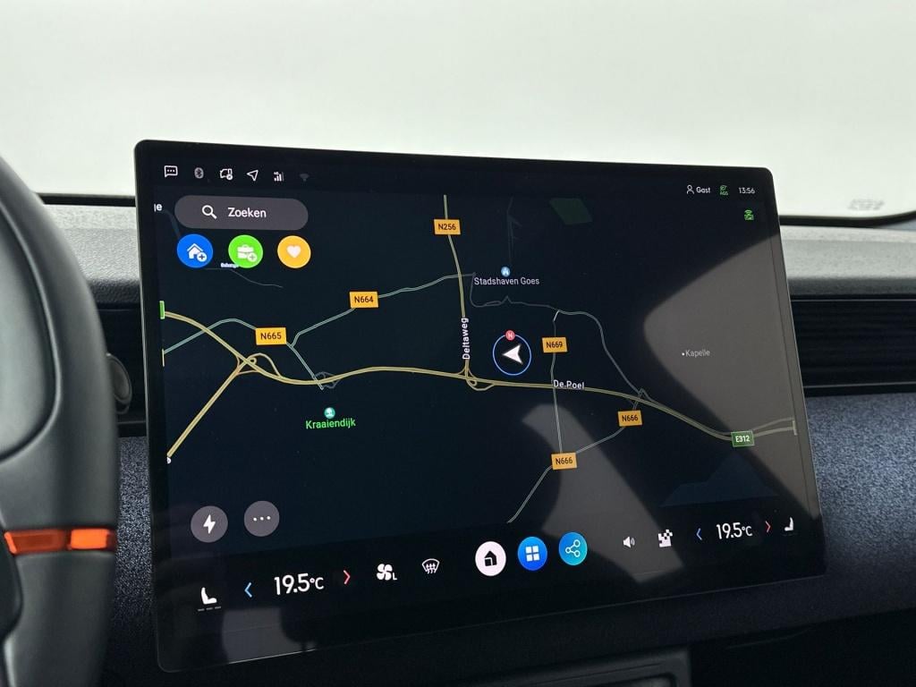 Lynk & Co 02 core 66kwh 272pk| 1600kg trekg| pano|adap.cruise| carplay | ac