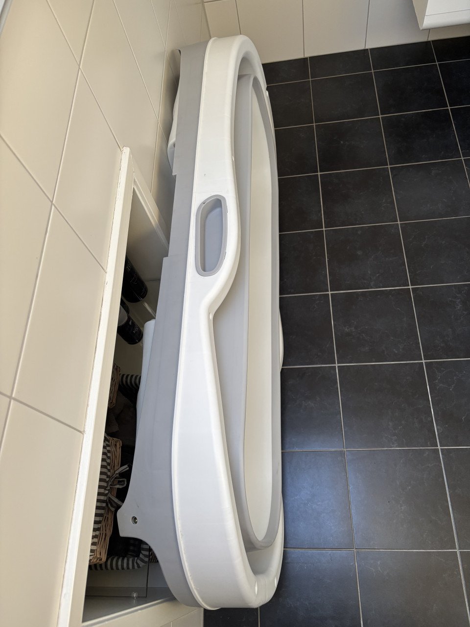 Opvouwbaar bad / HelloBath - In Nieuwstaat
