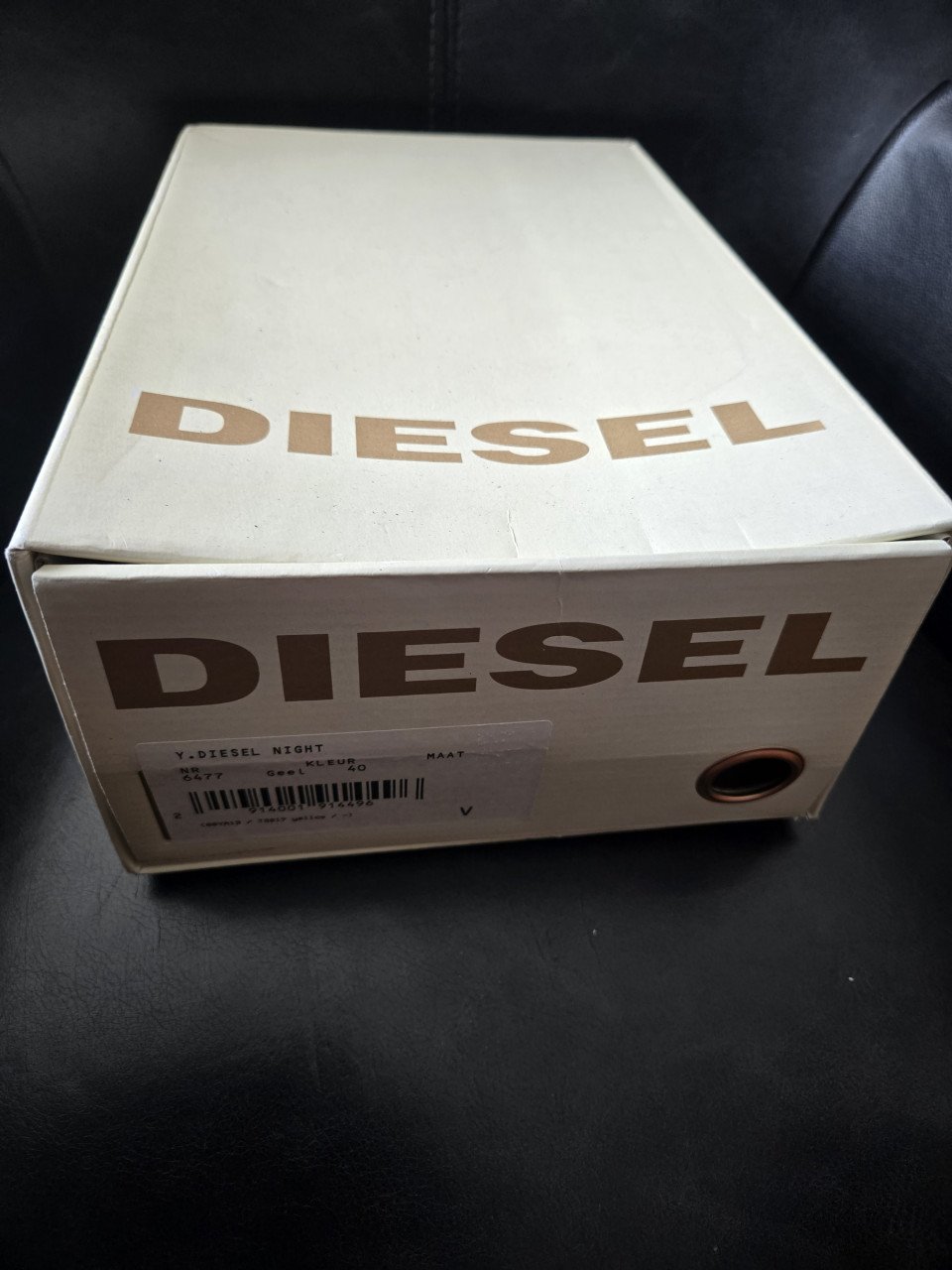 Pumps okergeel Diesel maat 40 Hakhoogte 10 cm Bieden mag