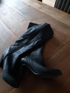 Laarzen paar keer gedragen zwart leer