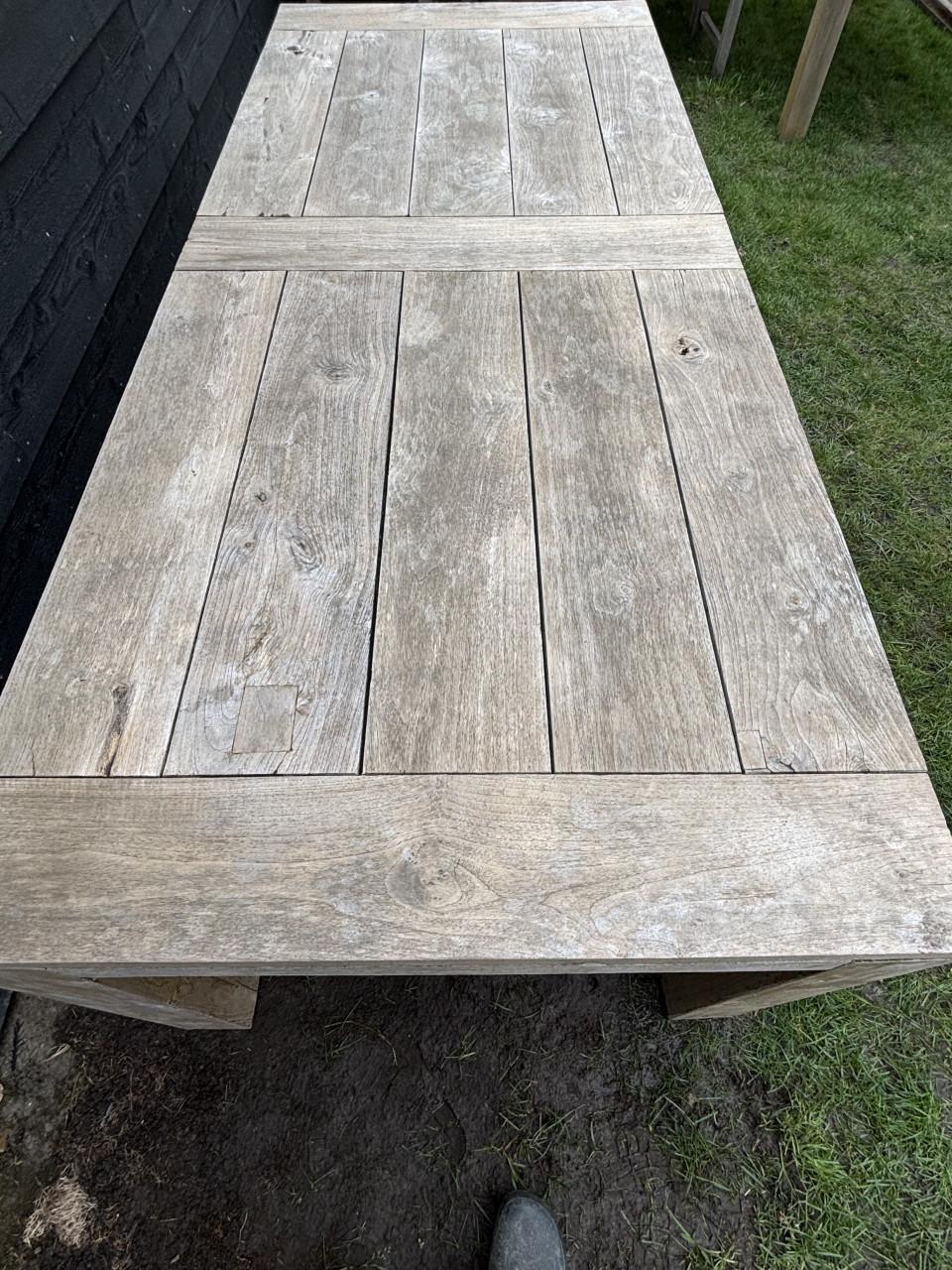 Robuuste tuintafel 240 x 100cm