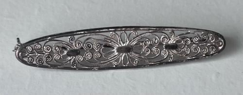 Vintage filigraan broche in 835 zilver, 5 cm, 3 gr, opengewerkt bloemmotief