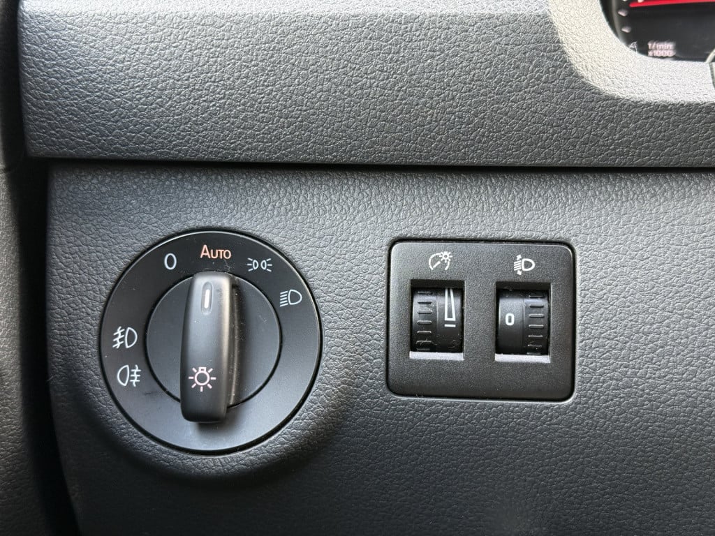 Volkswagen Caddy 2.0 tdi l1h1 comfortline | nl-auto | 1e eig | navi | carpl