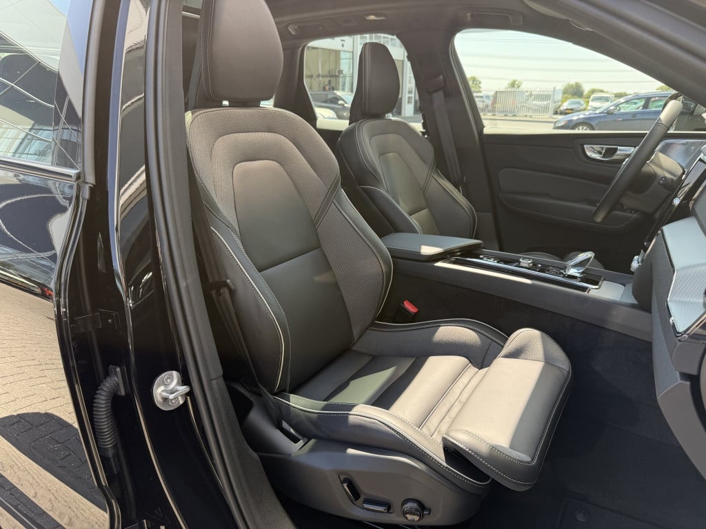 Volvo XC60 t6 398pk recharge ultra black edition| full options !