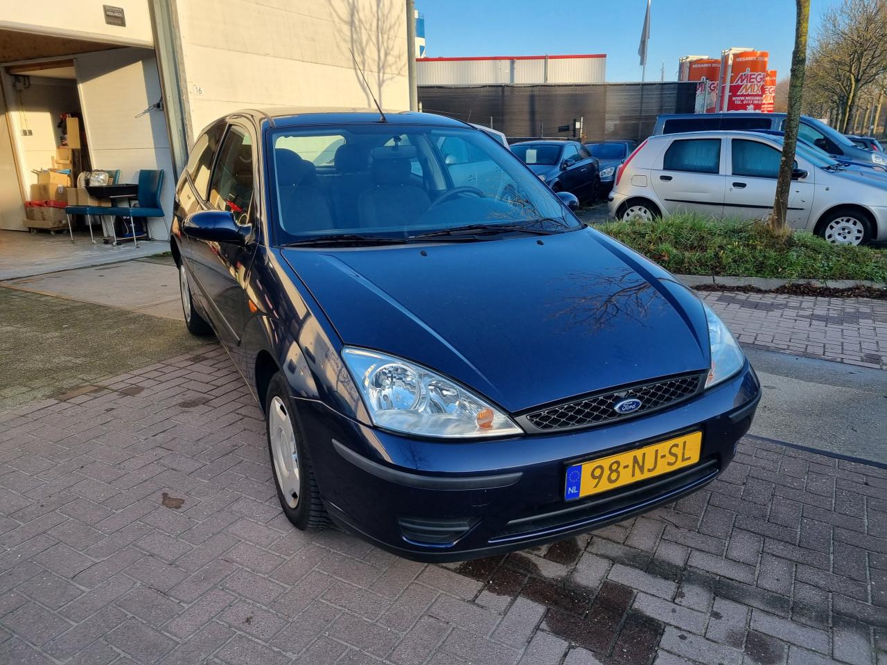 Ford Focus 1.4-16V Cool Edition | Dealer onderhouden | 1e Eigenaar!