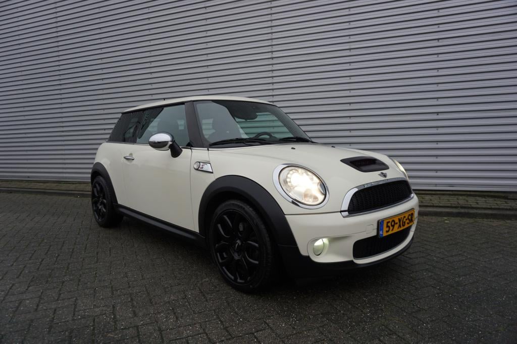 Mini Cooper mini 1.6 chili climate / cruise / elektr. ramen / lm velgen / n