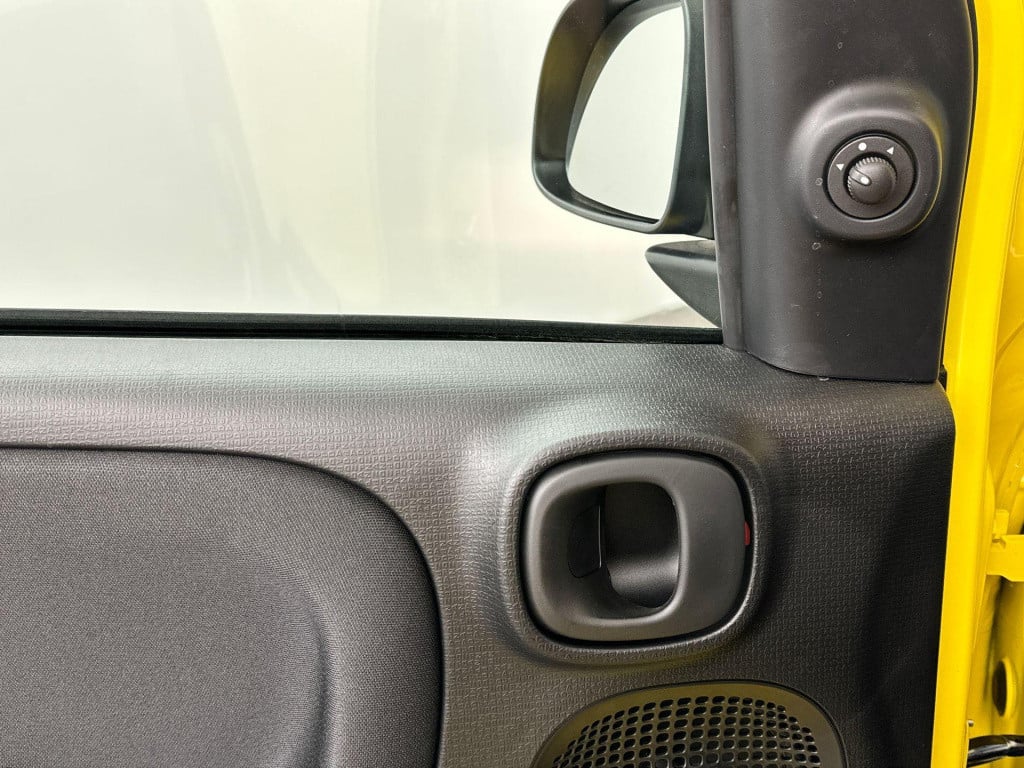Fiat Panda 1.0 hybrid pandina | parkeersensoren | apple carplay & android a