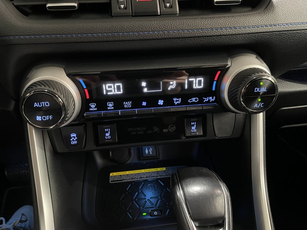 Toyota Rav4 2.5 hybrid awd bi-tone | innovation-pakket | panodak |