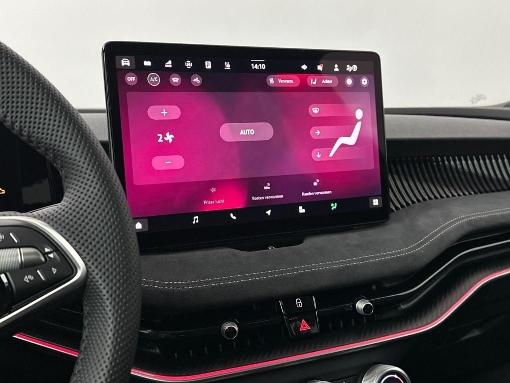 Skoda Superb sportline business 1.5 tsi phev 150 kw / 204 pk co