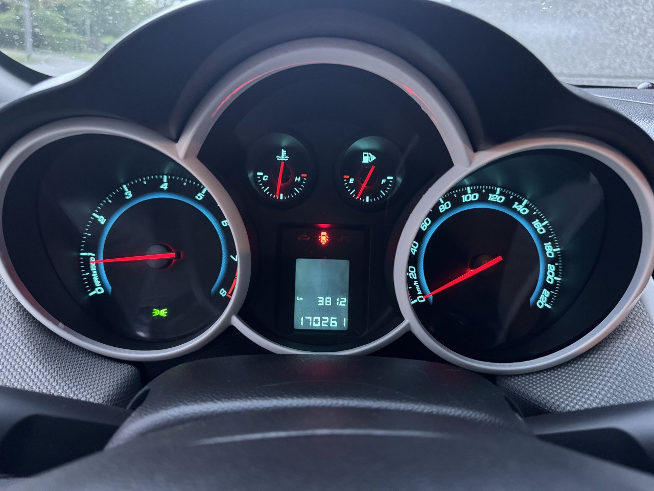 Chevrolet Cruze 1.6 LS 170DKM 2011