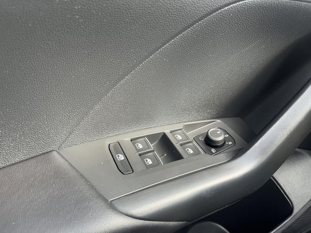 Volkswagen T-cross 1.0 tsi r-line