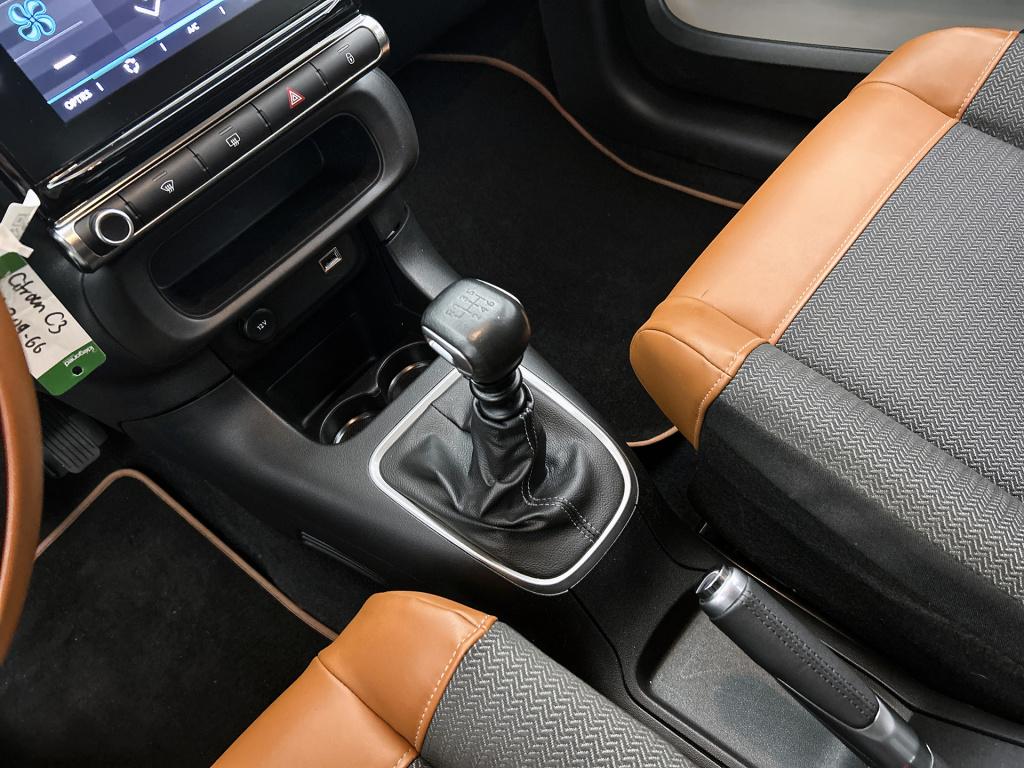 Citroen C3 110 pk business | rijklaar | stoelverwarming | panoramadak | tre