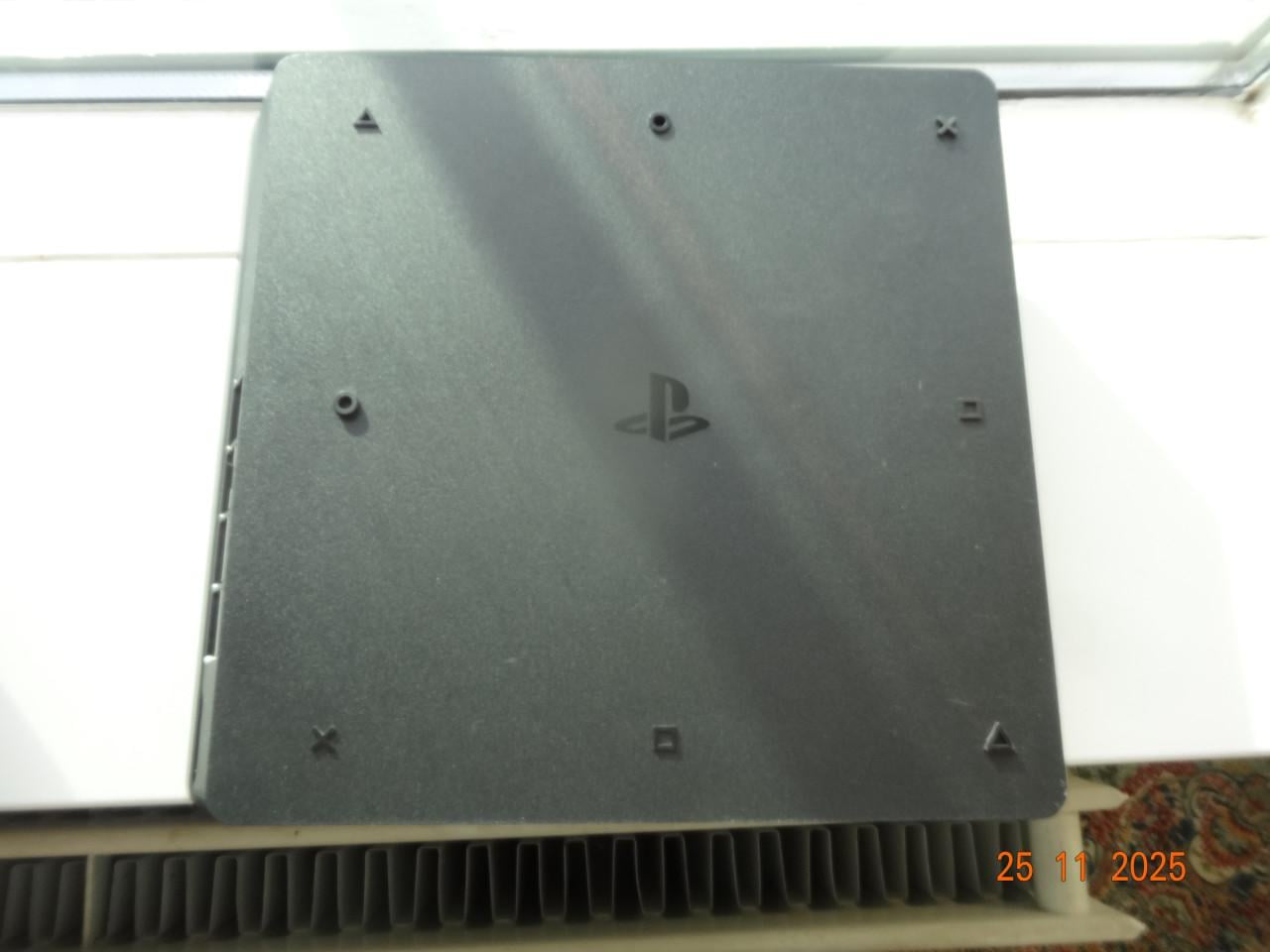 ZGAN standard compleet PS4 consule, geen defect