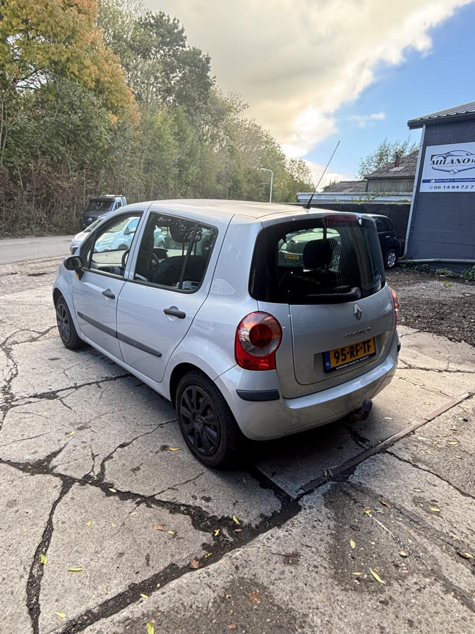 Renault modus jaar apk
