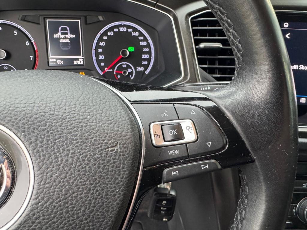 Volkswagen T-roc 1.5 tsi style business automaat , afneembare trekhaak , ap