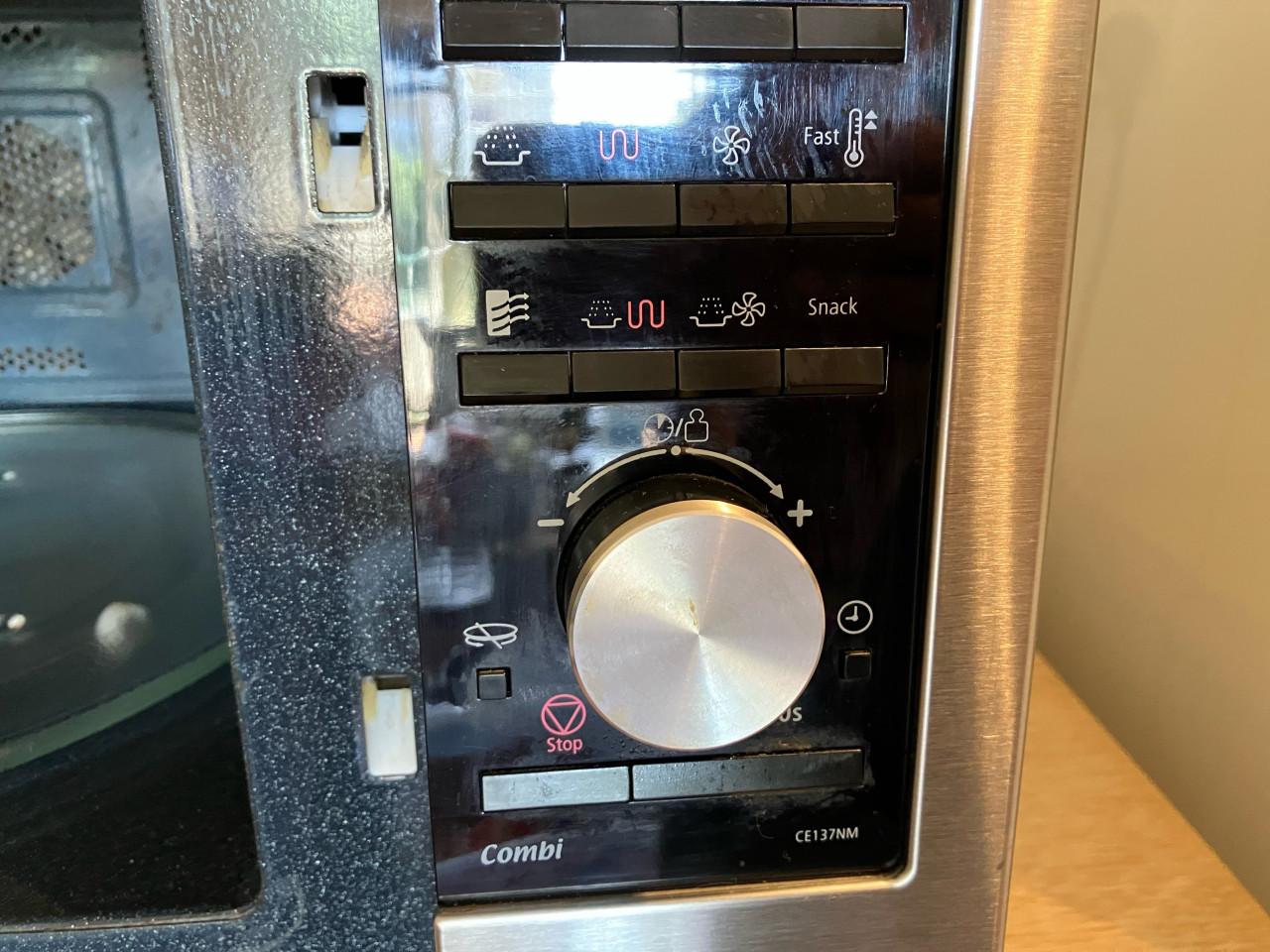 Combi magnetron SAMSUNG ( geen ophaal diensten)