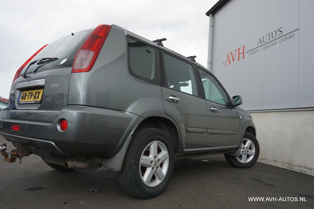 Nissan X-Trail 2.0 columbia 2wd