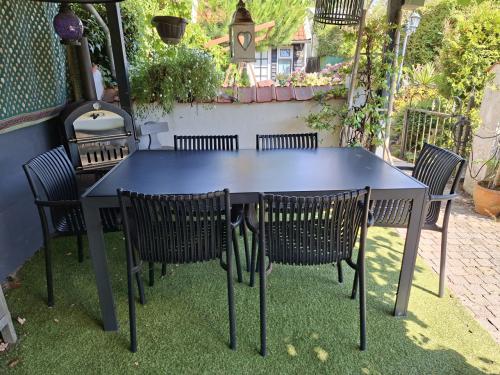 Tuintafel nieuw in verpakking (foto voorbeeld) 160x90x75cm