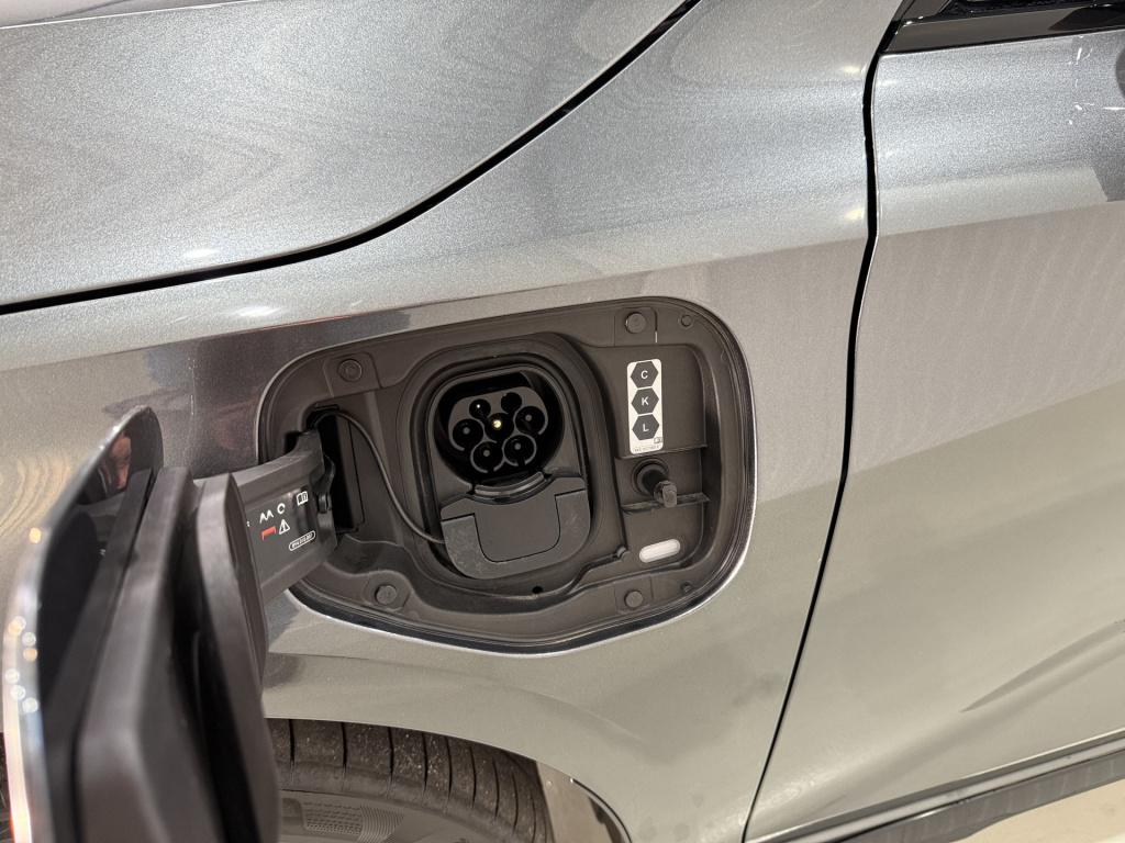 Audi A3 sportback 45 tfsi e 272pk s edition | pano dak | zwart optiek | acc