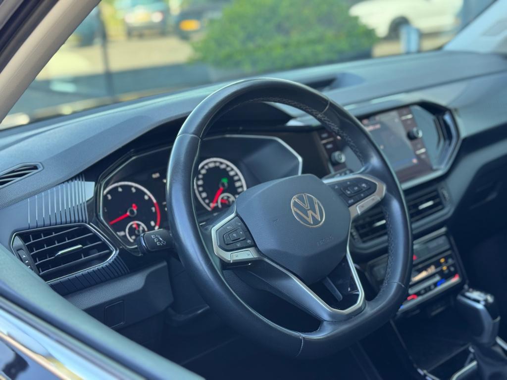 Volkswagen T-cross 1.5 tsi style * 150 pk * camera * stoelverwarming * clim