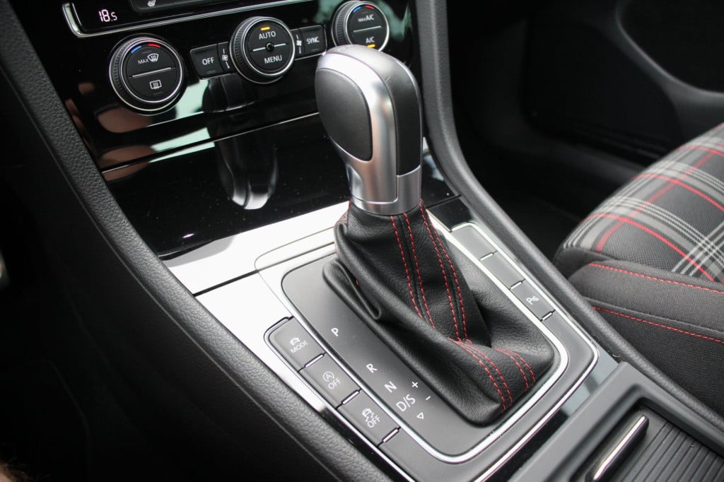 Volkswagen Golf 2.0 tsi gti - h&r - dsg - led/matrix - pdc rondom - disc+ -