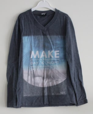 Blauw shirt met print  maat 128