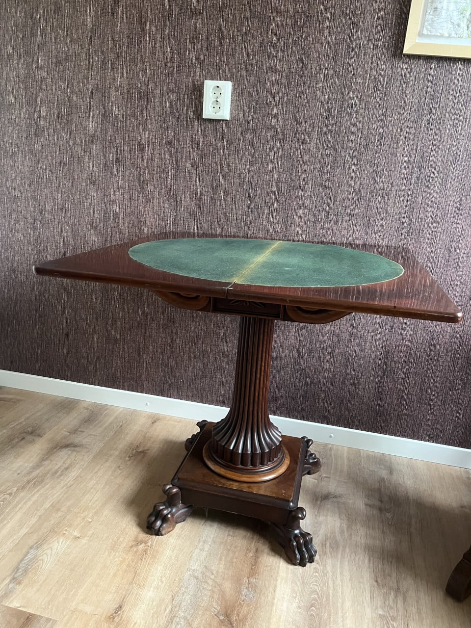 Antieke Biedermeijer bijzettafel / speeltafel