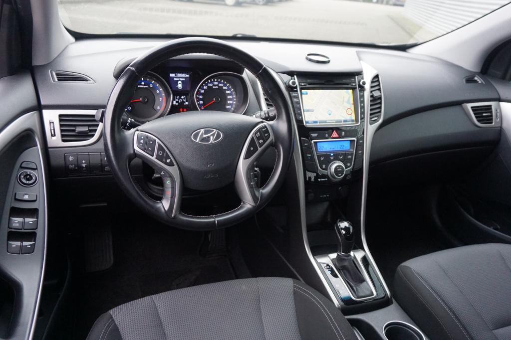 Hyundai I 30 1.6 gdi i-vision automaat / climate / navi / cruise controle /