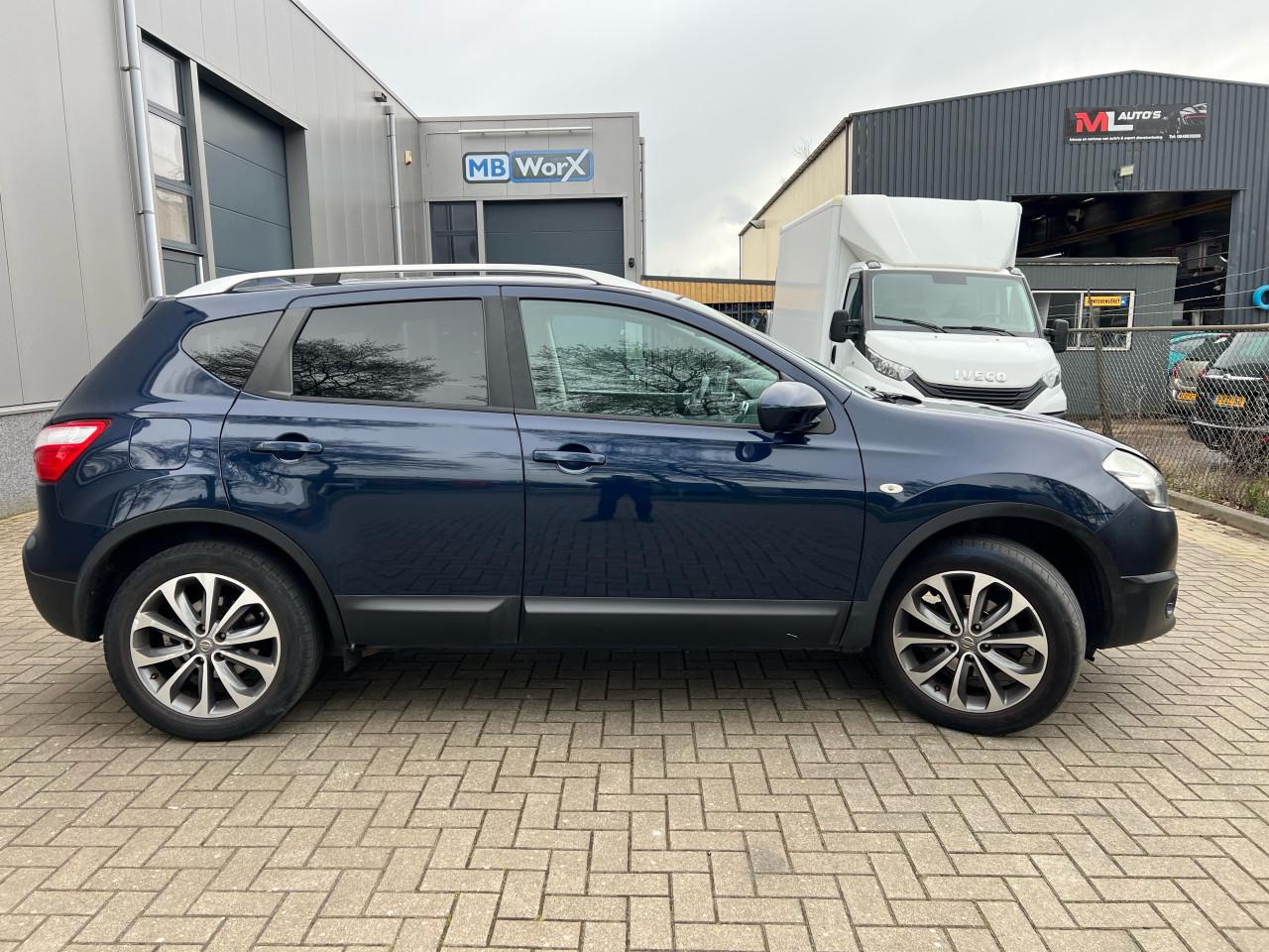 Nissan Qashqai 1.6Connect Edition Pano Jaar Apk