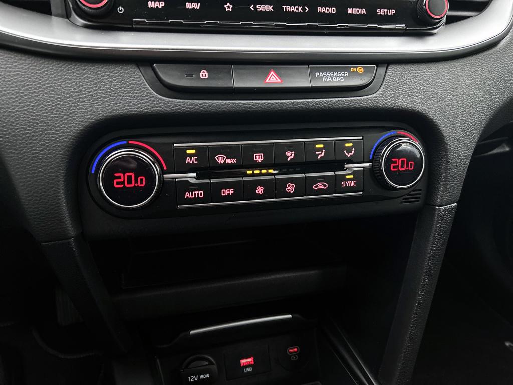 Kia Ceed Sportswagon 1.0 t-gdi dynamicline camera | climate control | navig