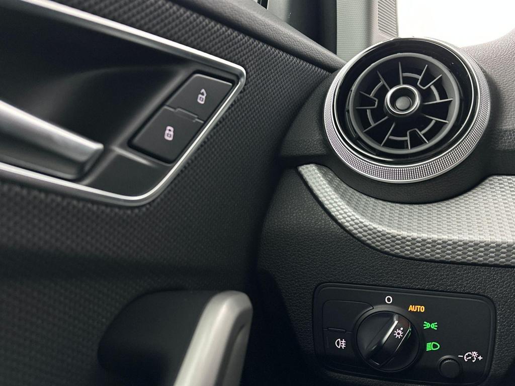 Audi Q2 advanced edition 35 tfsi 110 kw / 150 pk hatchback