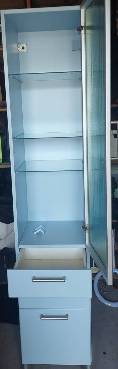 Badkamerkast Ikea licht blauw