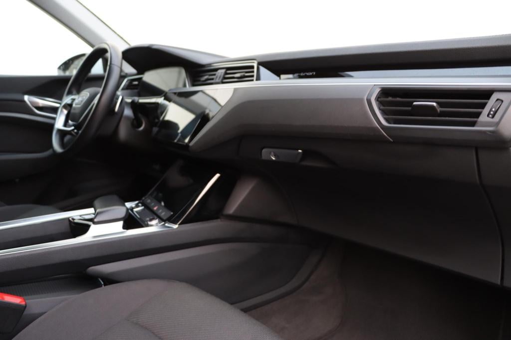 Audi E-tron 55 quattro s edition 95 kwh 408pk