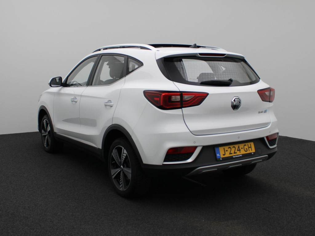 MG Zs-ev luxury 45 kwh | leder | navi | panoramadak | camera | apple carpla