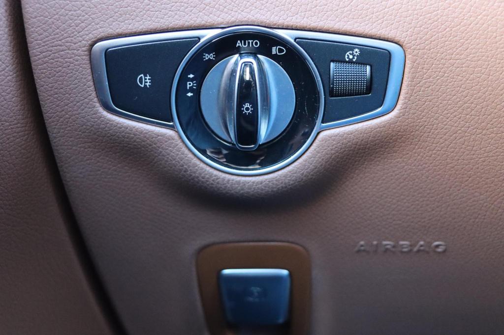 Mercedes-Benz E-Klasse 200 business solution amg